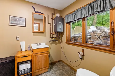 15 Spring Cove Lane Gardiner ME 04345