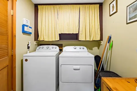 15 Spring Cove Lane Gardiner ME 04345
