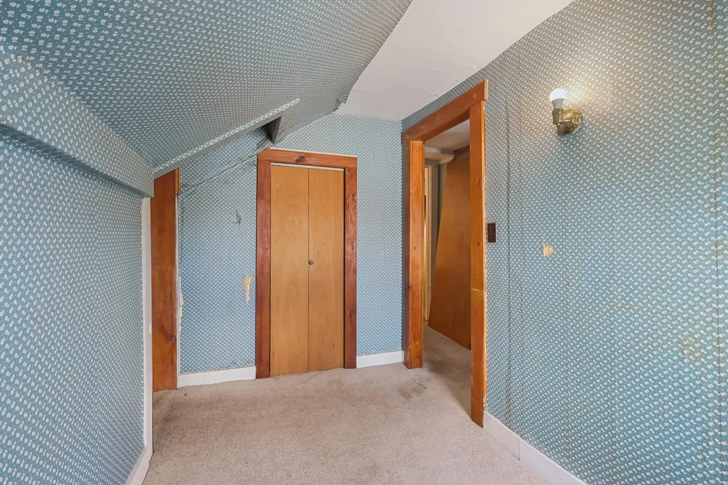 203 Grove Street Bangor ME 04401