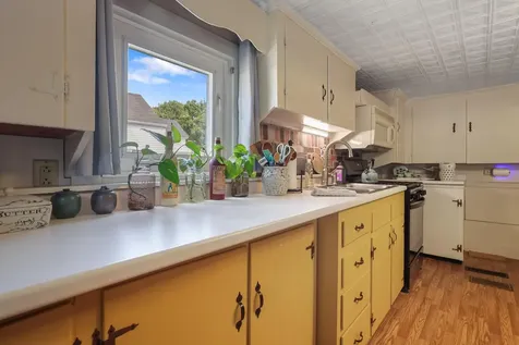 203 Grove Street Bangor ME 04401