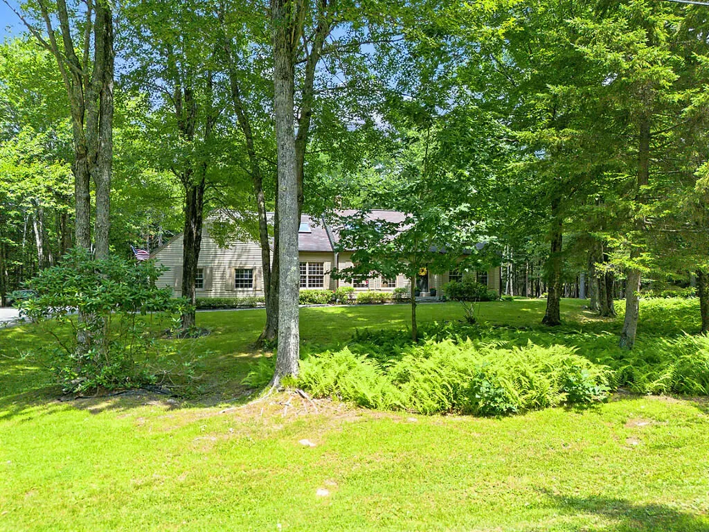 31 Pheasant Run Road Belgrade ME 04917