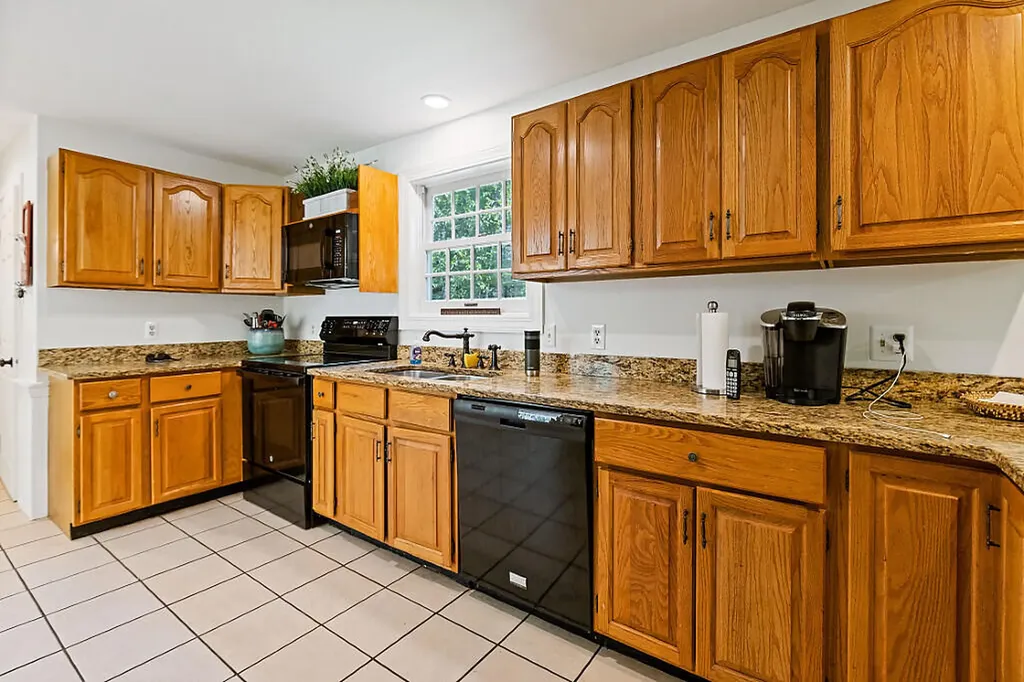 31 Pheasant Run Road Belgrade ME 04917