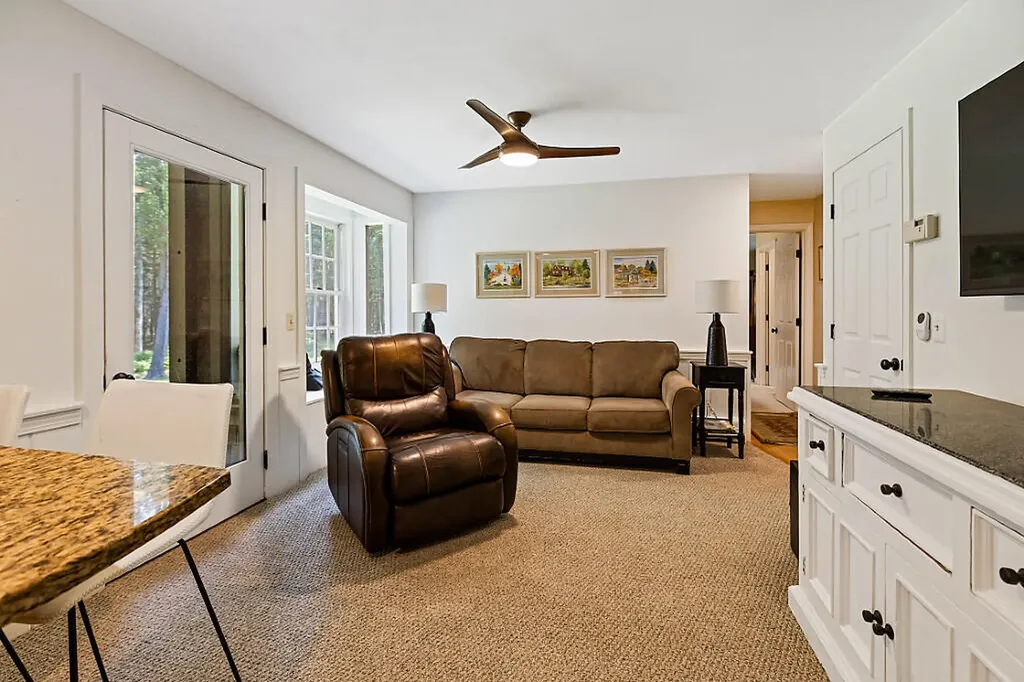31 Pheasant Run Road Belgrade ME 04917
