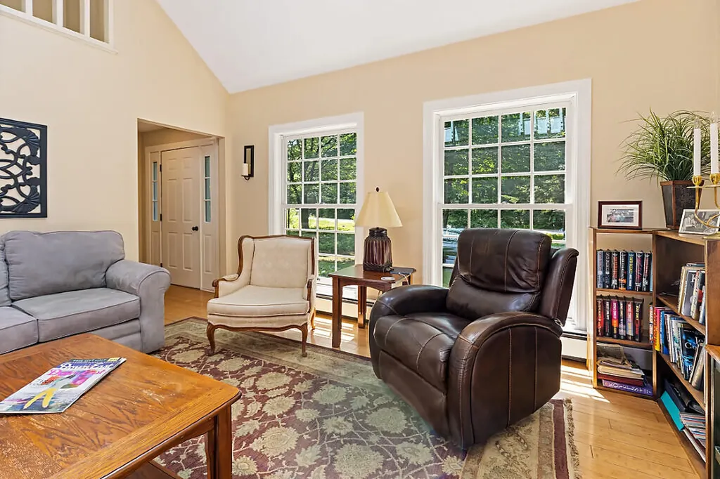 31 Pheasant Run Road Belgrade ME 04917