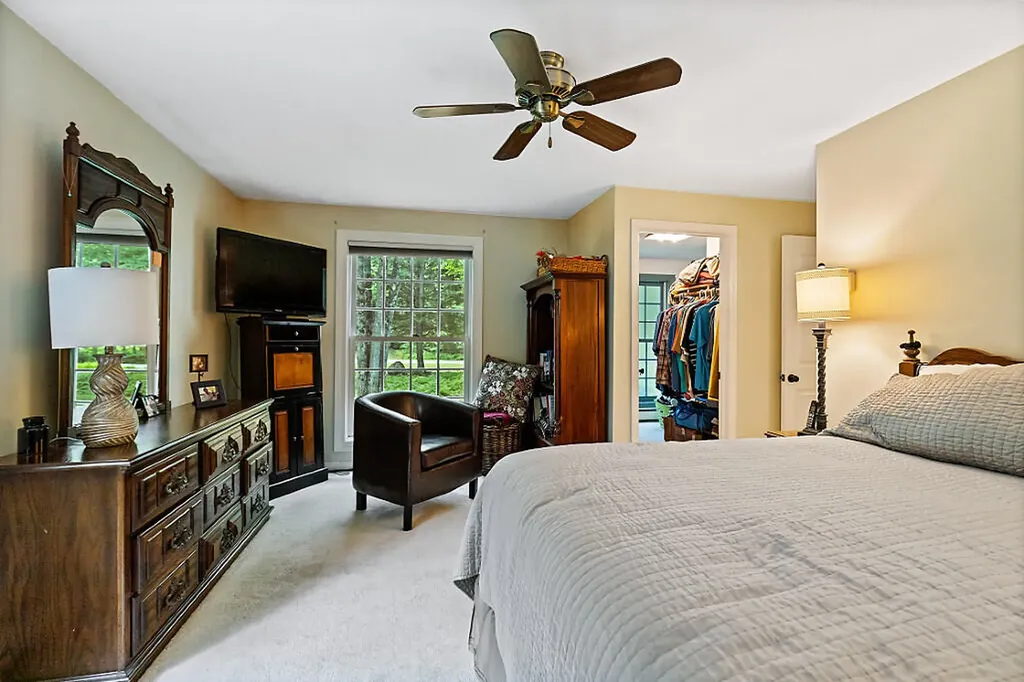 31 Pheasant Run Road Belgrade ME 04917