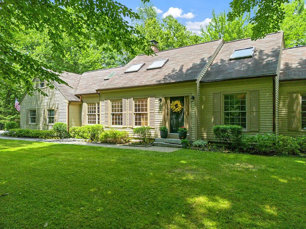 31 Pheasant Run Road Belgrade ME 04917