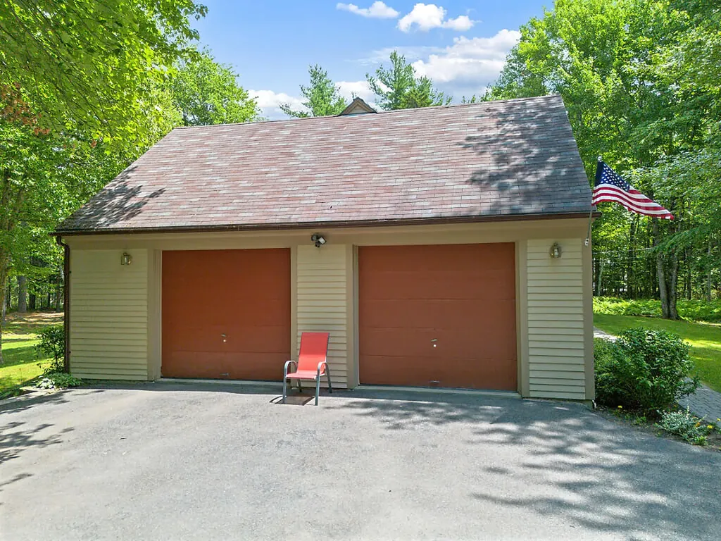 31 Pheasant Run Road Belgrade ME 04917