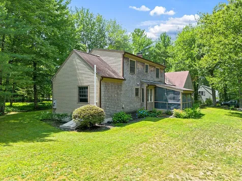 31 Pheasant Run Road Belgrade ME 04917