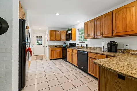 31 Pheasant Run Road Belgrade ME 04917