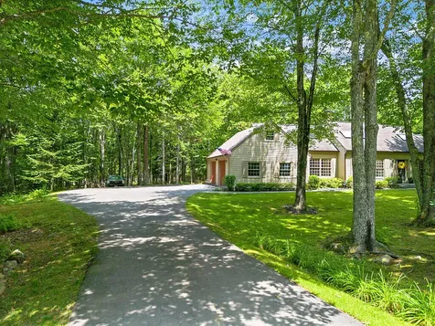 31 Pheasant Run Road Belgrade ME 04917