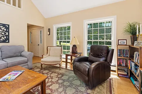 31 Pheasant Run Road Belgrade ME 04917