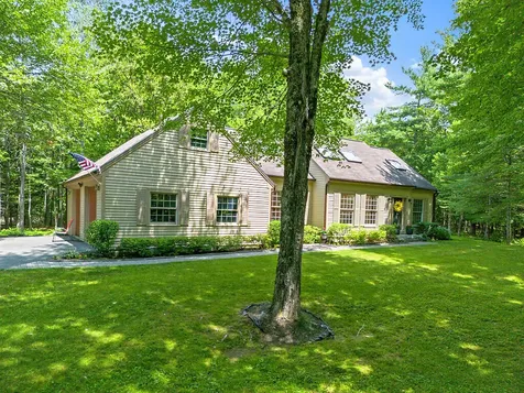 31 Pheasant Run Road Belgrade ME 04917