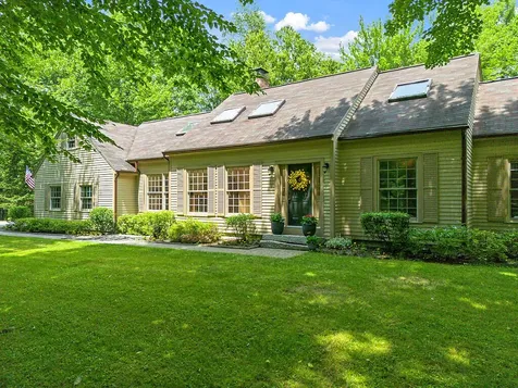 31 Pheasant Run Road Belgrade ME 04917