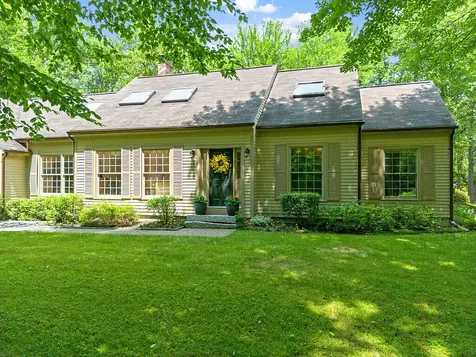 31 Pheasant Run Road Belgrade ME 04917