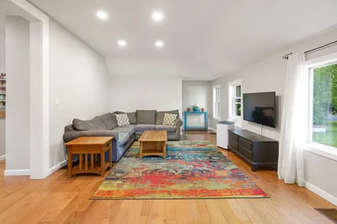 161 Auburn Pownal Road Durham ME 04222