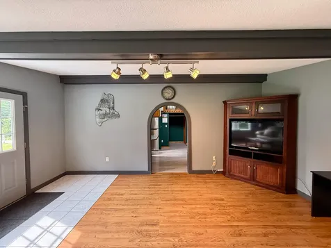 513 S High Street Bridgton ME 04009