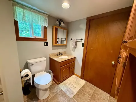 513 S High Street Bridgton ME 04009