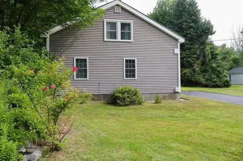 513 S High Street Bridgton ME 04009