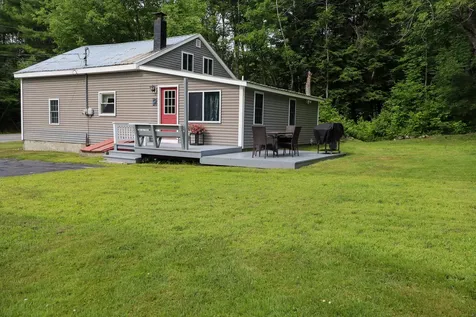 513 S High Street Bridgton ME 04009