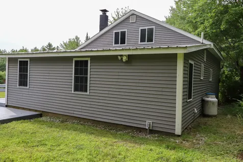 513 S High Street Bridgton ME 04009