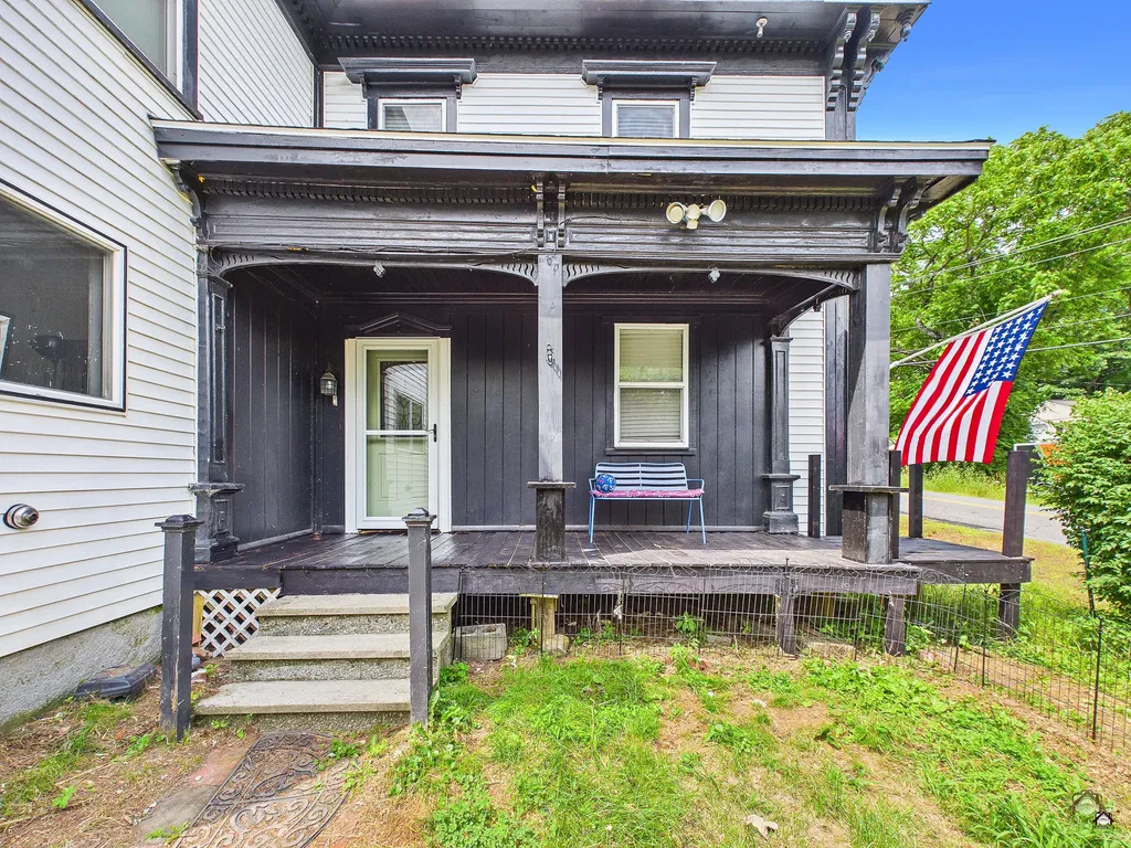 34 Capen Road Gardiner ME 04345