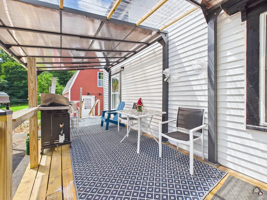 34 Capen Road Gardiner ME 04345