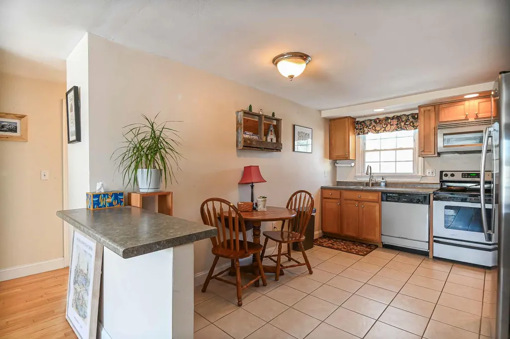11 Carriage Hill Lane Eliot ME 03903