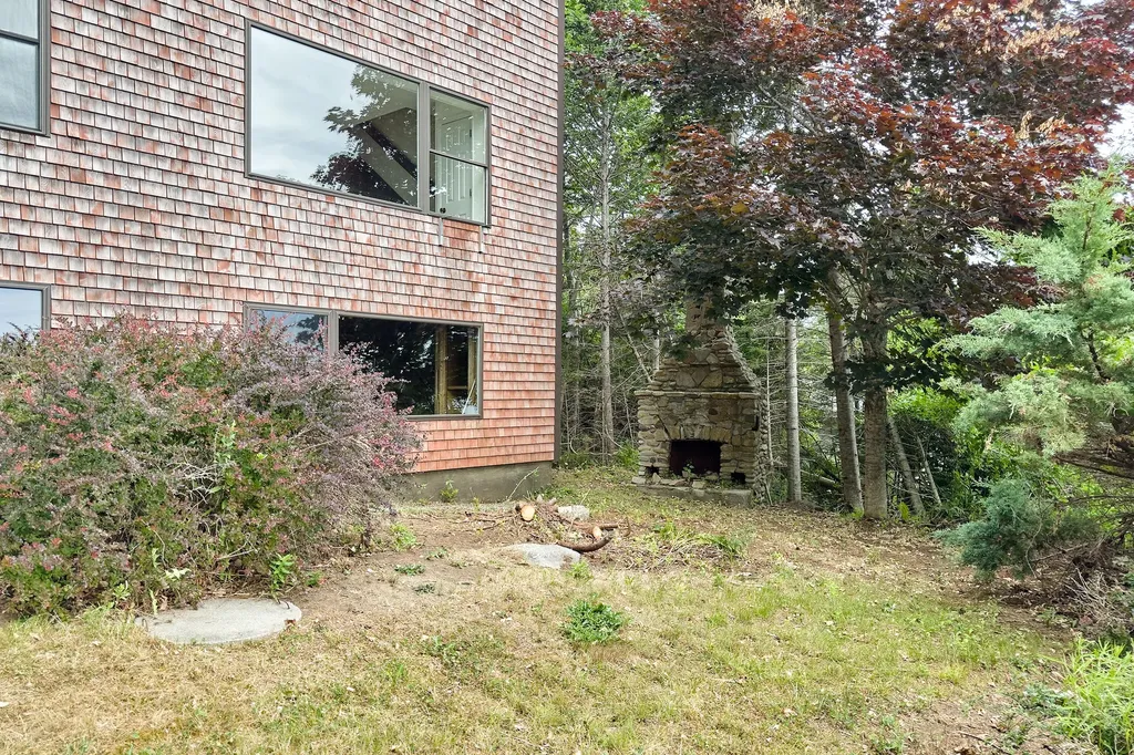 67 Mahalas Lane Owls Head ME 04854