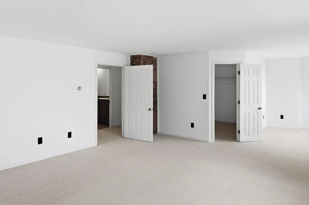 67 Mahalas Lane Owls Head ME 04854