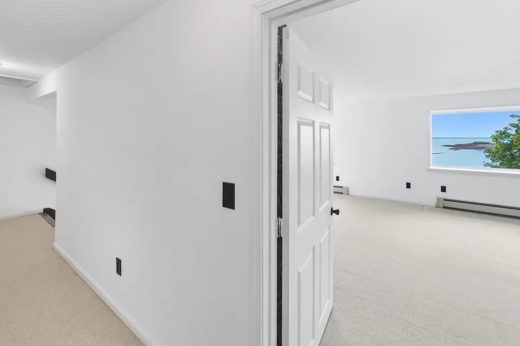 67 Mahalas Lane Owls Head ME 04854