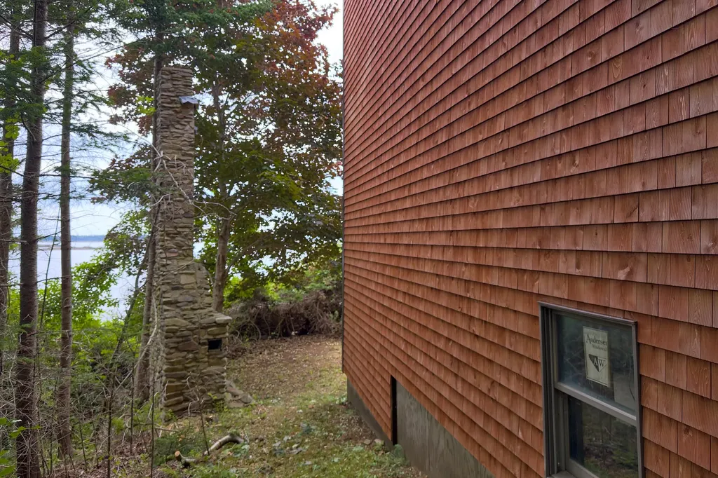 67 Mahalas Lane Owls Head ME 04854