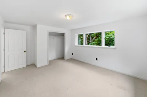 67 Mahalas Lane Owls Head ME 04854