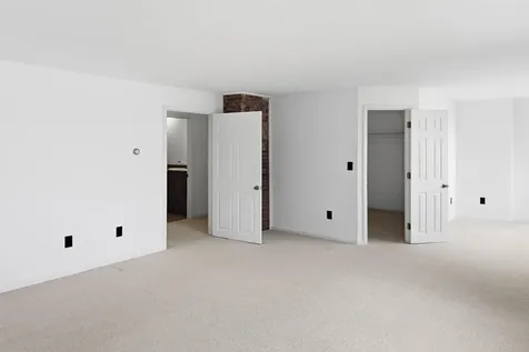 67 Mahalas Lane Owls Head ME 04854