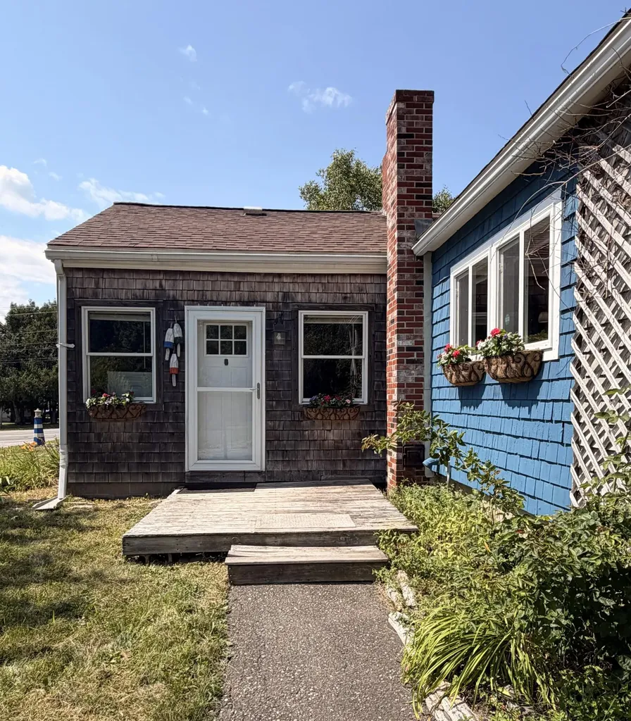 333 Old County Road Rockland ME 04841
