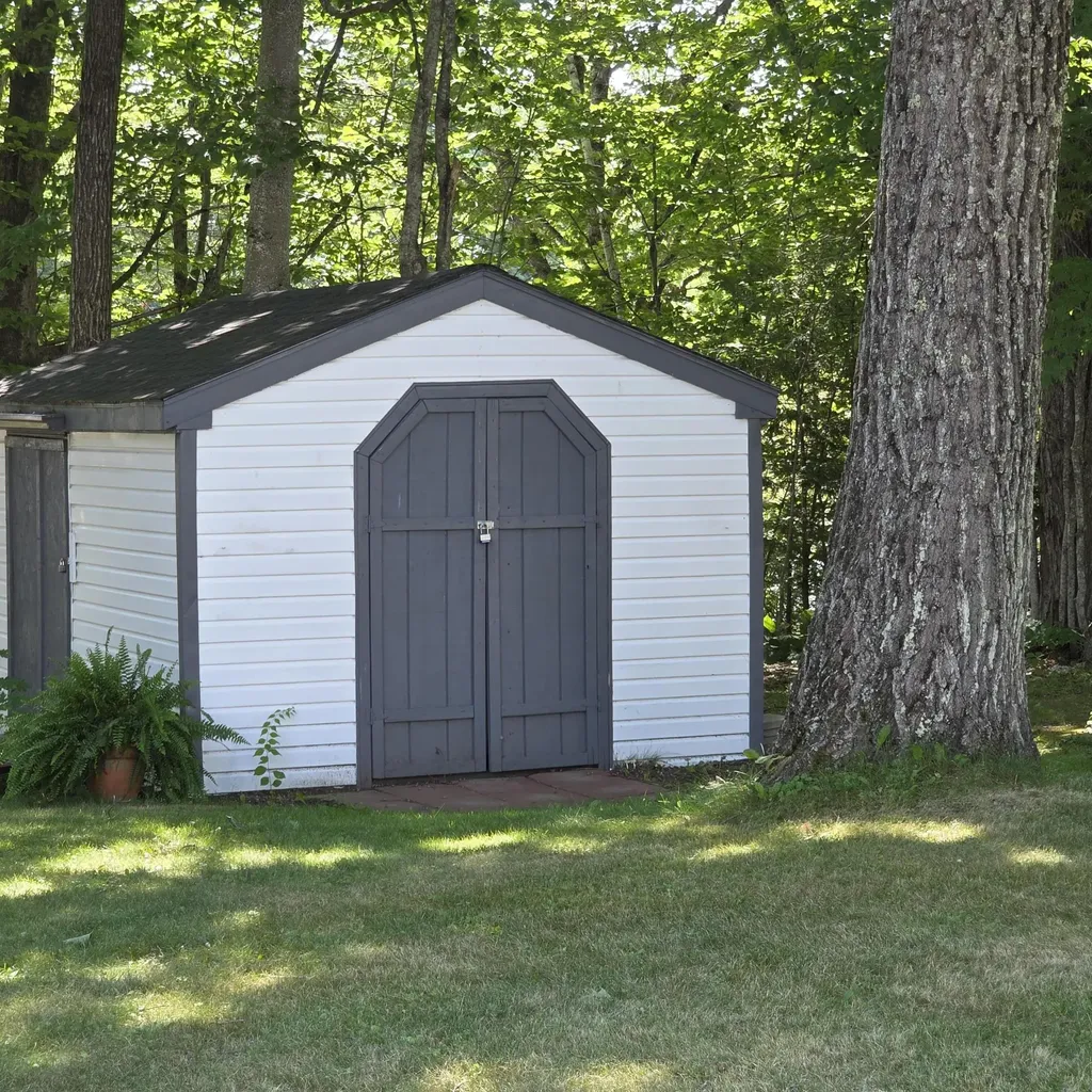 18 Hilltop Court Turner ME 04282