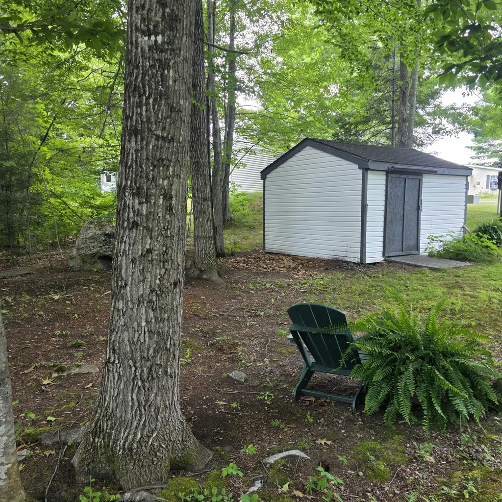 18 Hilltop Court Turner ME 04282