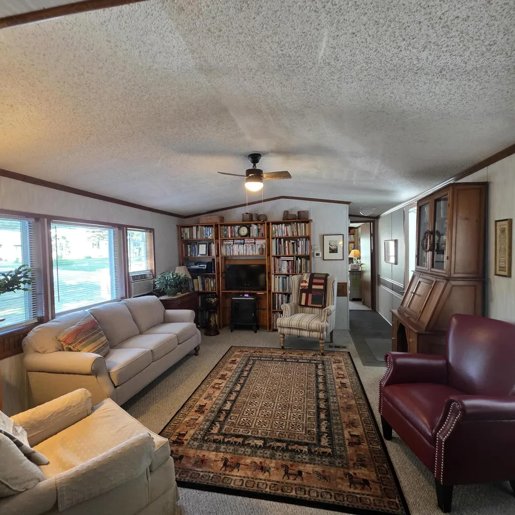 18 Hilltop Court Turner ME 04282