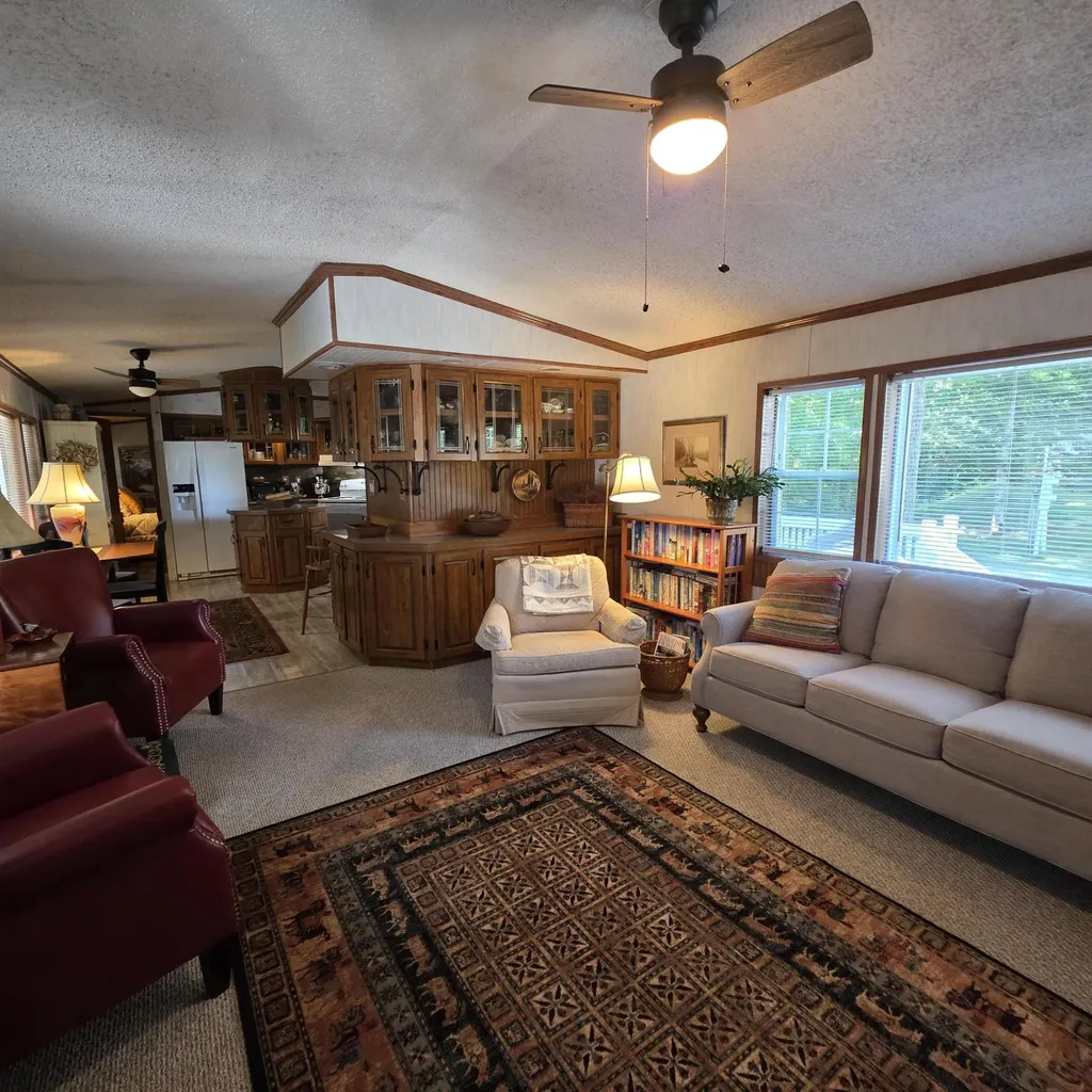 18 Hilltop Court Turner ME 04282