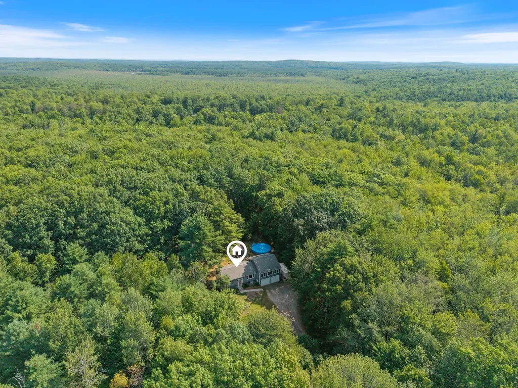 1333 S Waterboro Road Lyman ME 04002