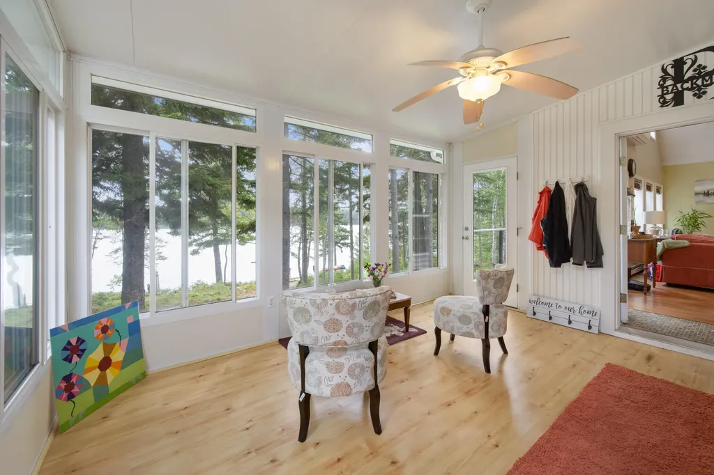 49 Falcon Lane Lamoine ME 04605