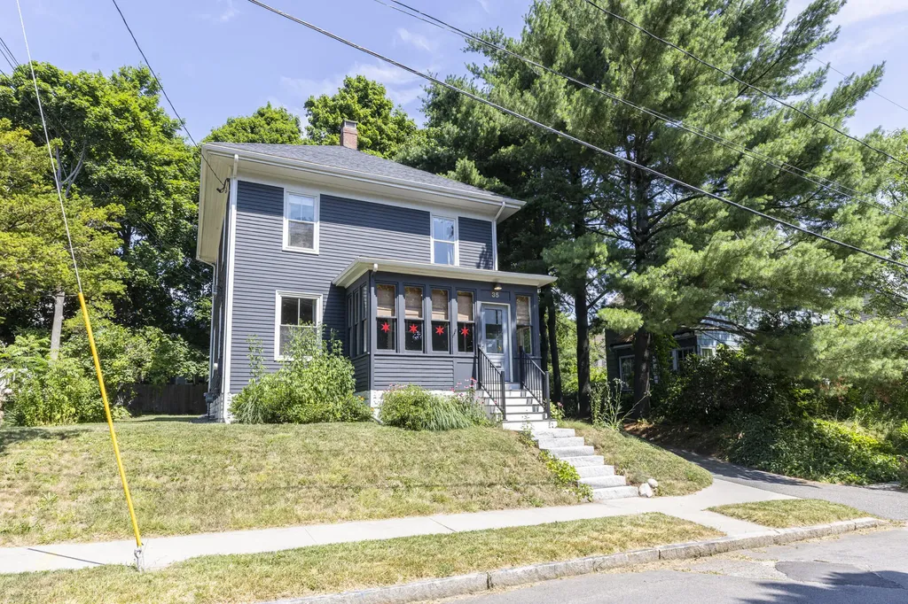 35 Washburn Avenue Portland ME 04101