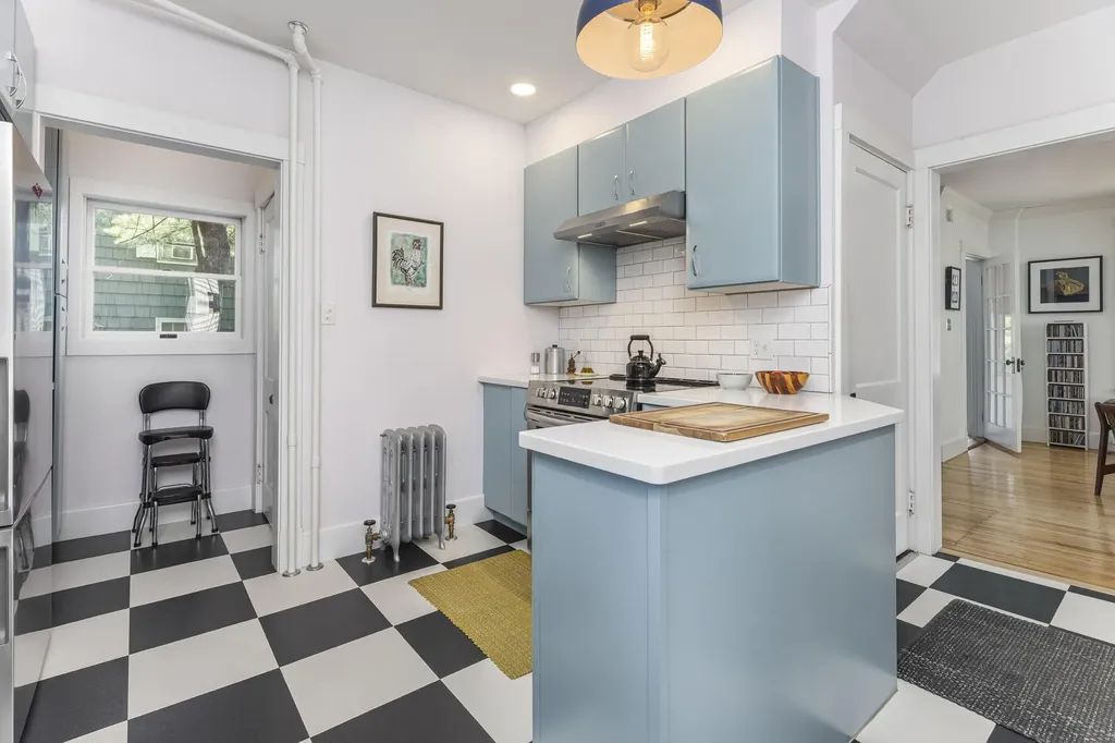 35 Washburn Avenue Portland ME 04101