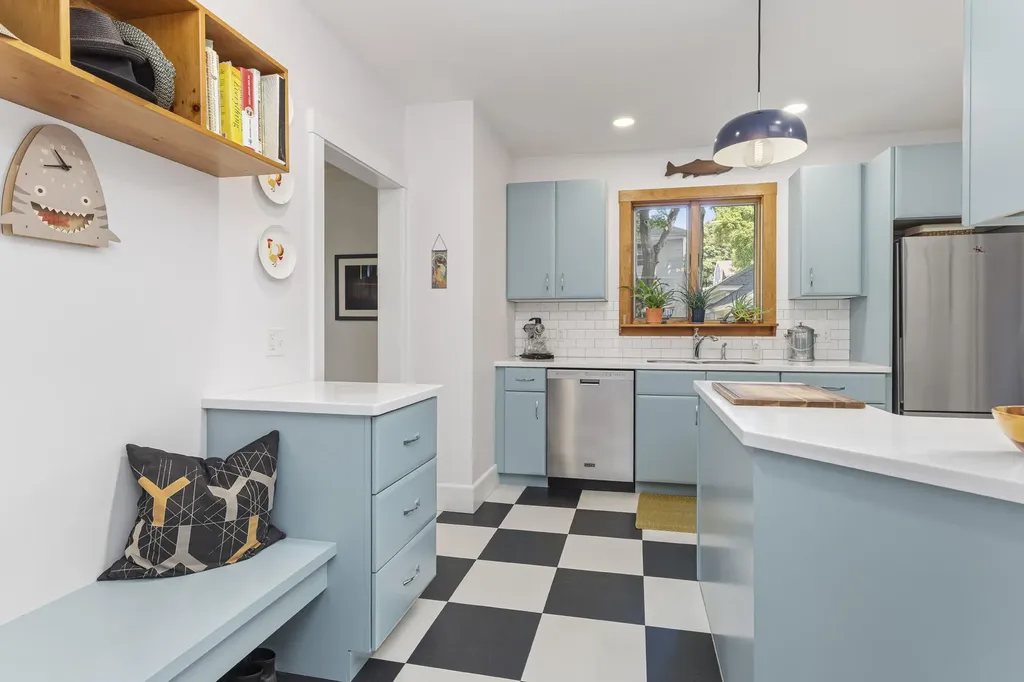 35 Washburn Avenue Portland ME 04101
