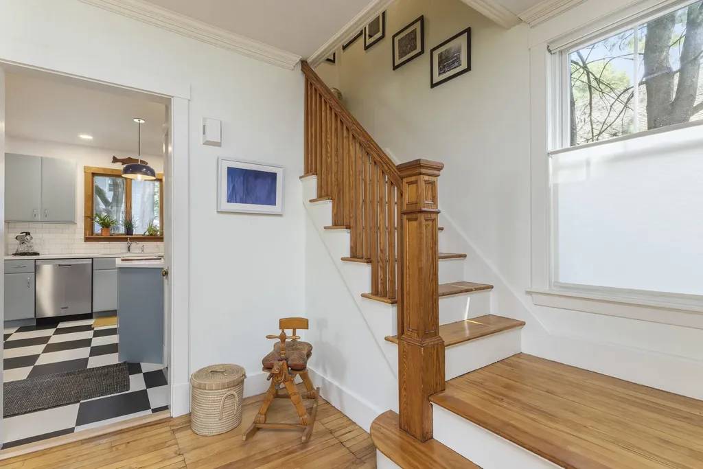 35 Washburn Avenue Portland ME 04101