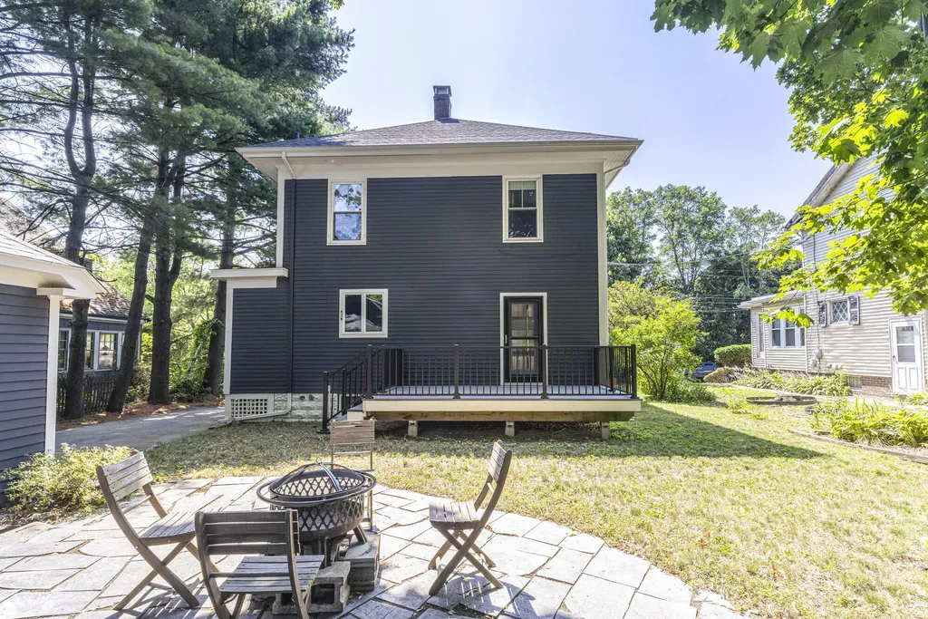 35 Washburn Avenue Portland ME 04101
