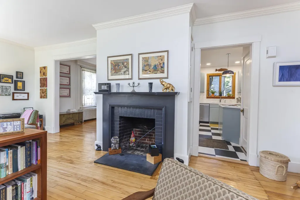 35 Washburn Avenue Portland ME 04101