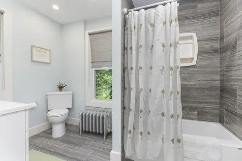35 Washburn Avenue Portland ME 04101