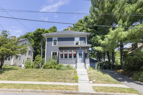 35 Washburn Avenue Portland ME 04101