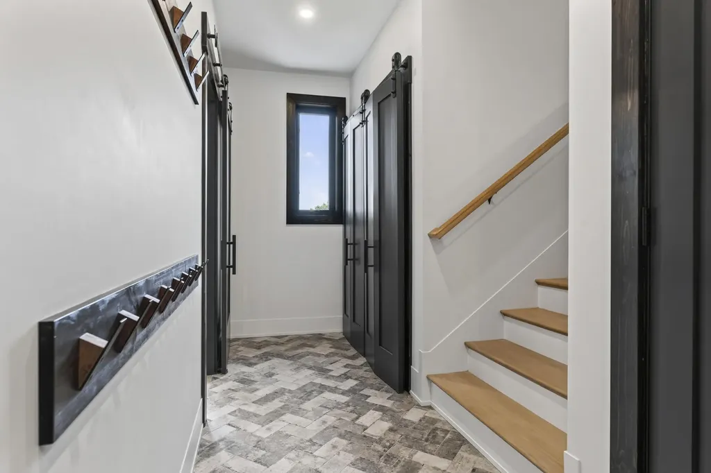 47 Tourmaline Way Newry ME 04261