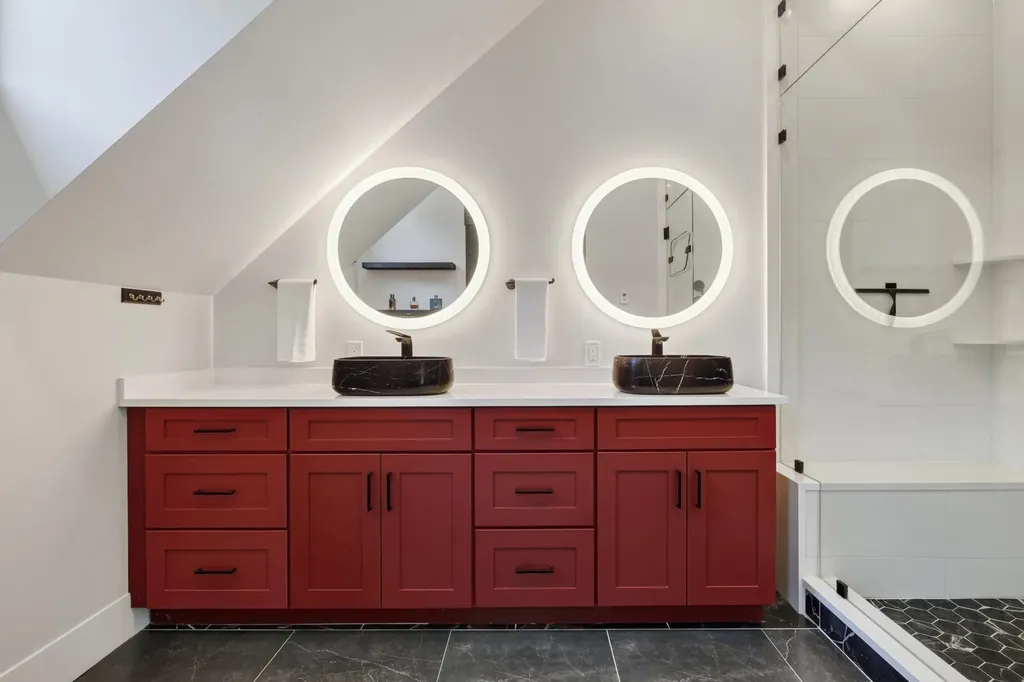47 Tourmaline Way Newry ME 04261